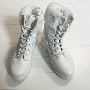 Bamboo Wild One 51 Lace Up White Snow Boot Faux Fur